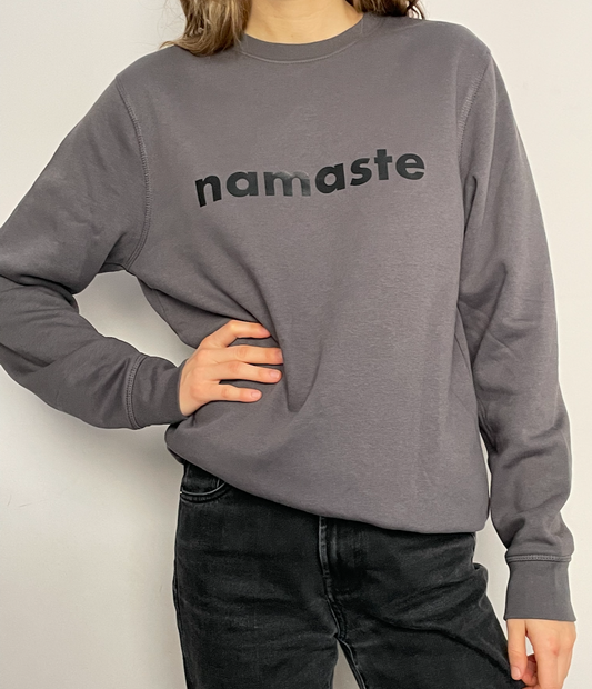 Sudadera Namaste Gris Carbón